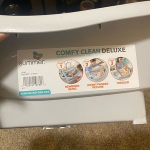newborn-to-toddle bathing tub